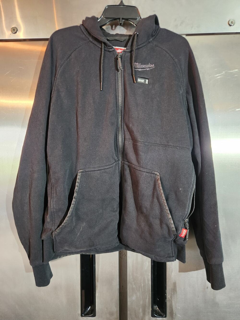 Milwaukee M12 Heated Jacket Men's Size Large Battery Holder No Battery Tested